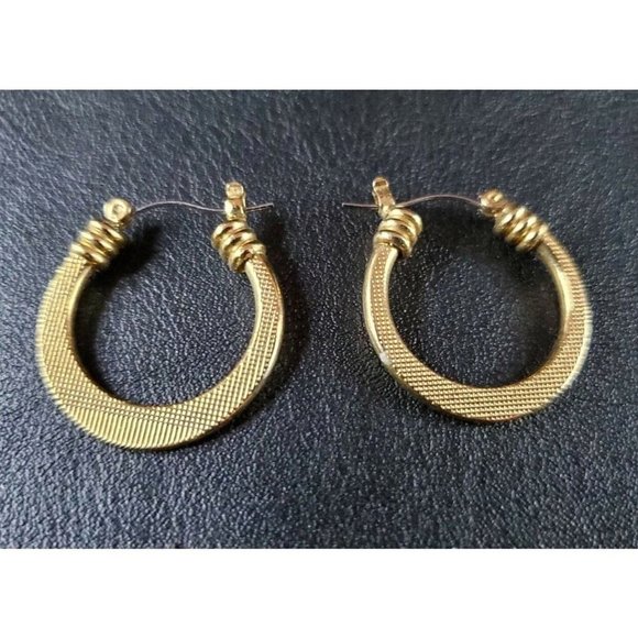 VINTAGE Jewelry- Gold Tone Beaded Dangle Teardrop Earrings- Lot of 5! - Picture 3 of 8